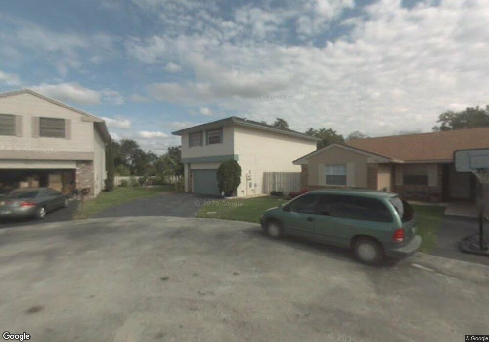 900 Seabrook Ave, Davie, FL 33325 - photo 1