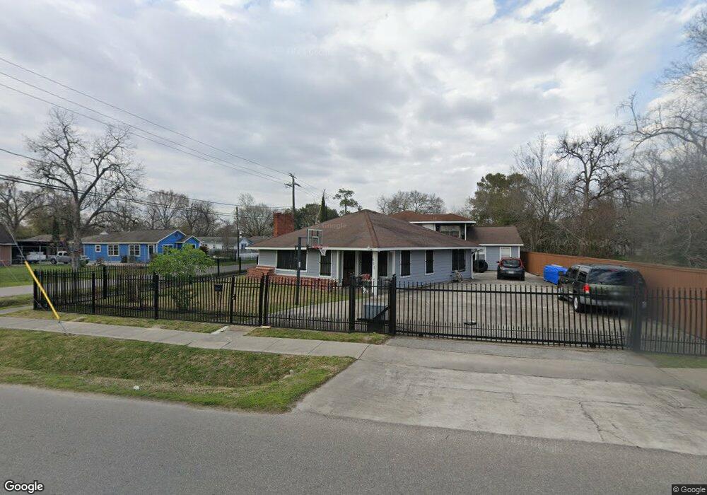 403 Bennington St, Houston, TX 77022 - photo 1
