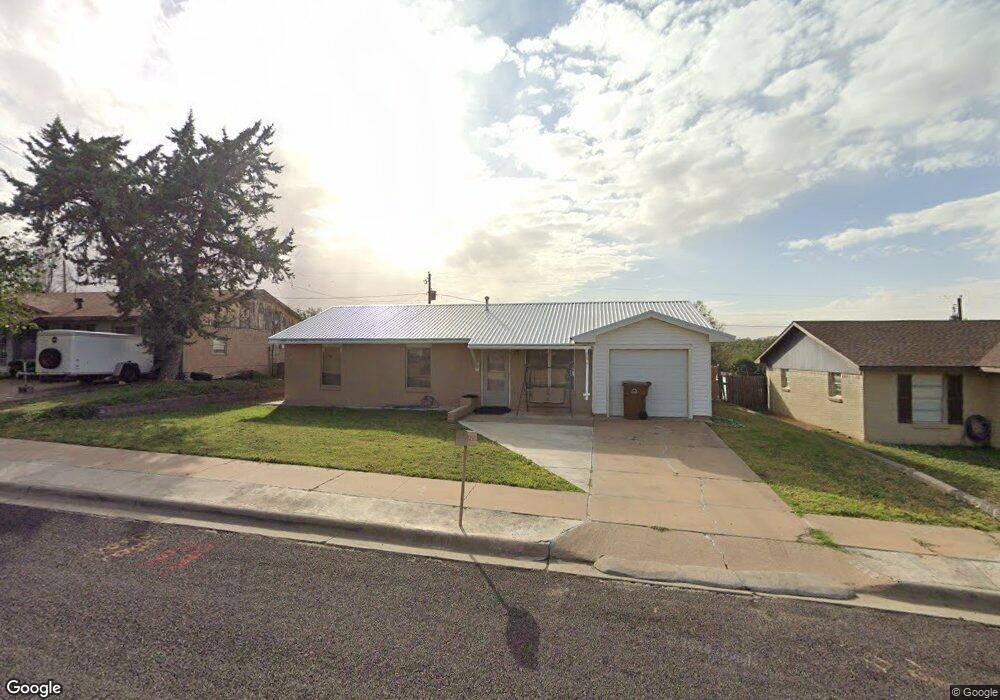 2212 Lynn Dr, Big Spring, TX 79720 - photo 1