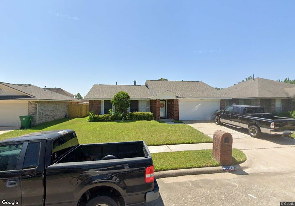 9514 Tree Bridge St, Houston, TX 77075 - photo 1