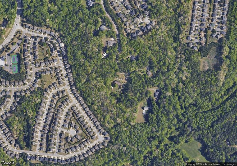 6220 Lakeside Ln, Buford, GA 30518 - photo 1