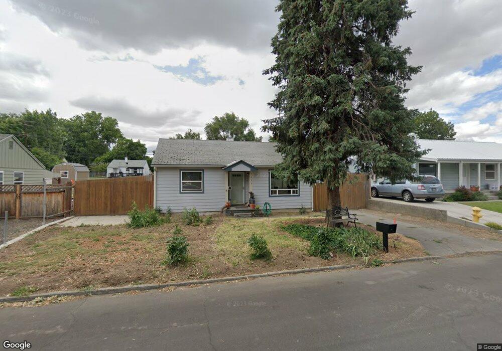 3024 SW Isaac Ave, Pendleton, OR 97801 - photo 1