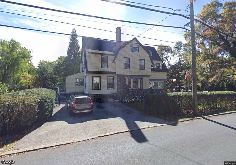 419 N Wayne Ave, Wayne, PA 19087 - photo 1