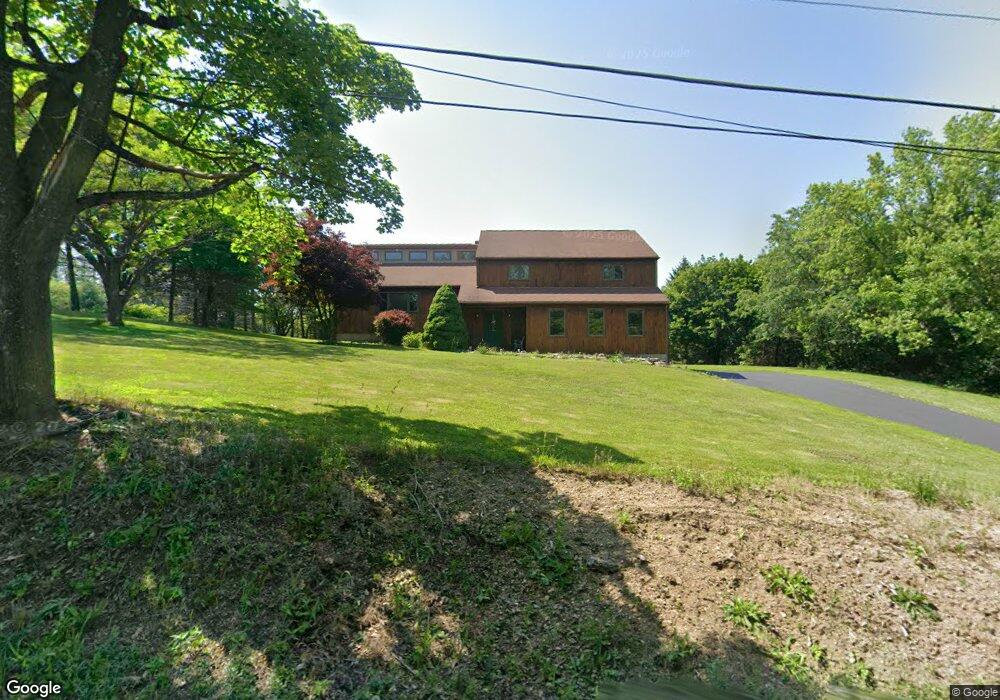 5238 Sparrow Ln, Coplay, PA 18037 - photo 1