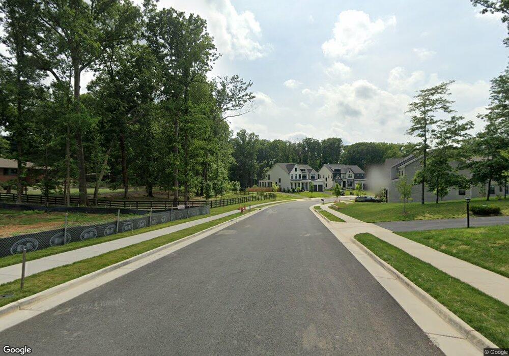 0 Crim Dell Ln unit VAFX1169400, Vienna, VA 22182 - photo 1