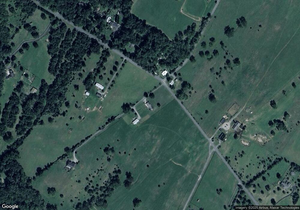 1089 Russell Rd, Berryville, VA 22611 - photo 1