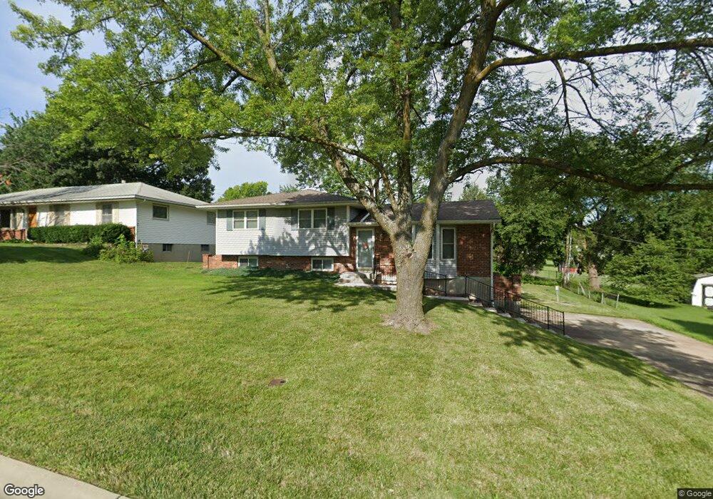 5024 Halsey St, Shawnee, KS 66216 - photo 1