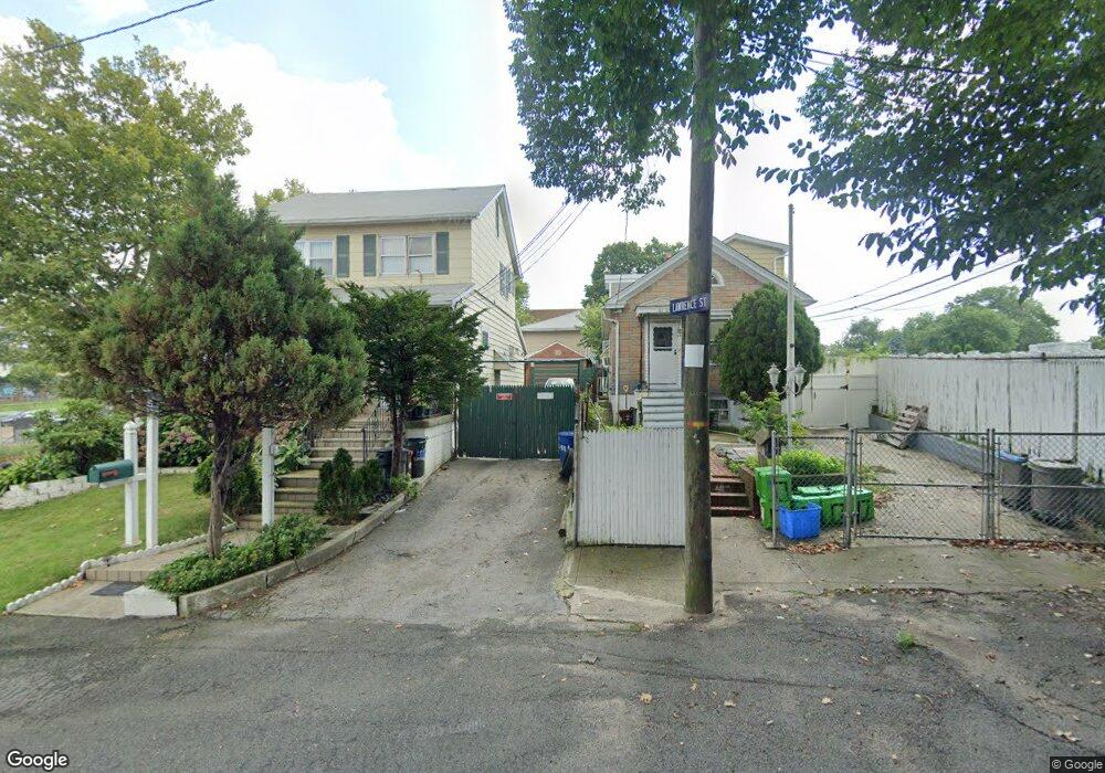 6111 Lawrence St, Flushing, NY 11367 - photo 1