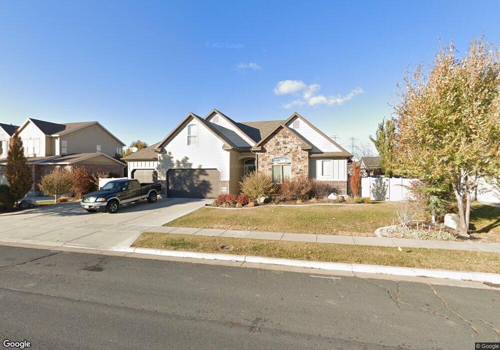 686 W 1900 S, Syracuse, UT 84075 - photo 1
