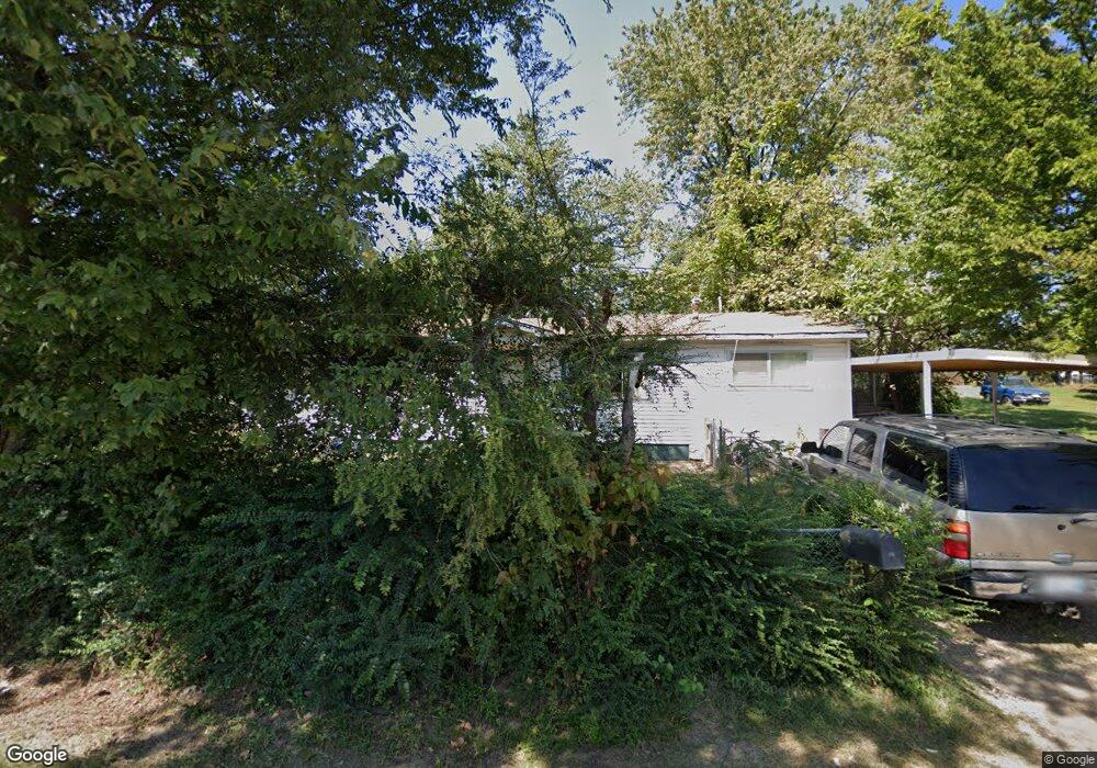 106 NW 3rd St, Muldrow, OK 74948 - photo 1