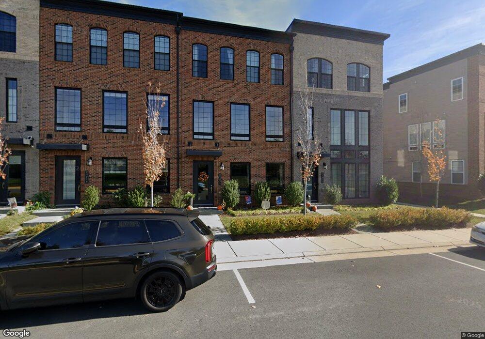 23032 Brooksbank Square, Brambleton, VA 20148 - photo 1