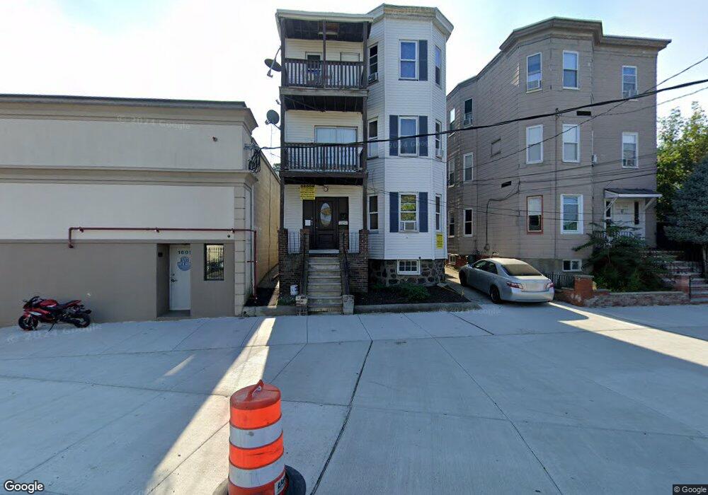 19 Waverly Ave, Revere, MA 02151 - photo 1