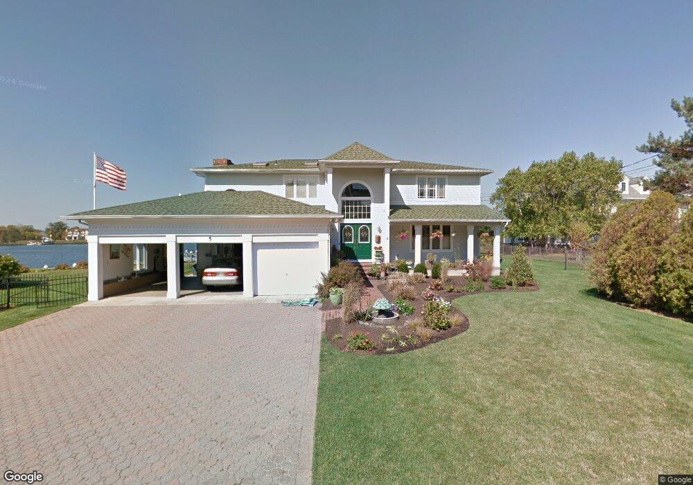 5 Mohawk Ave, Oceanport, NJ 07757 - photo 1