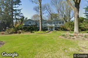 18 Soundview Ln, Port Washington, NY 11050