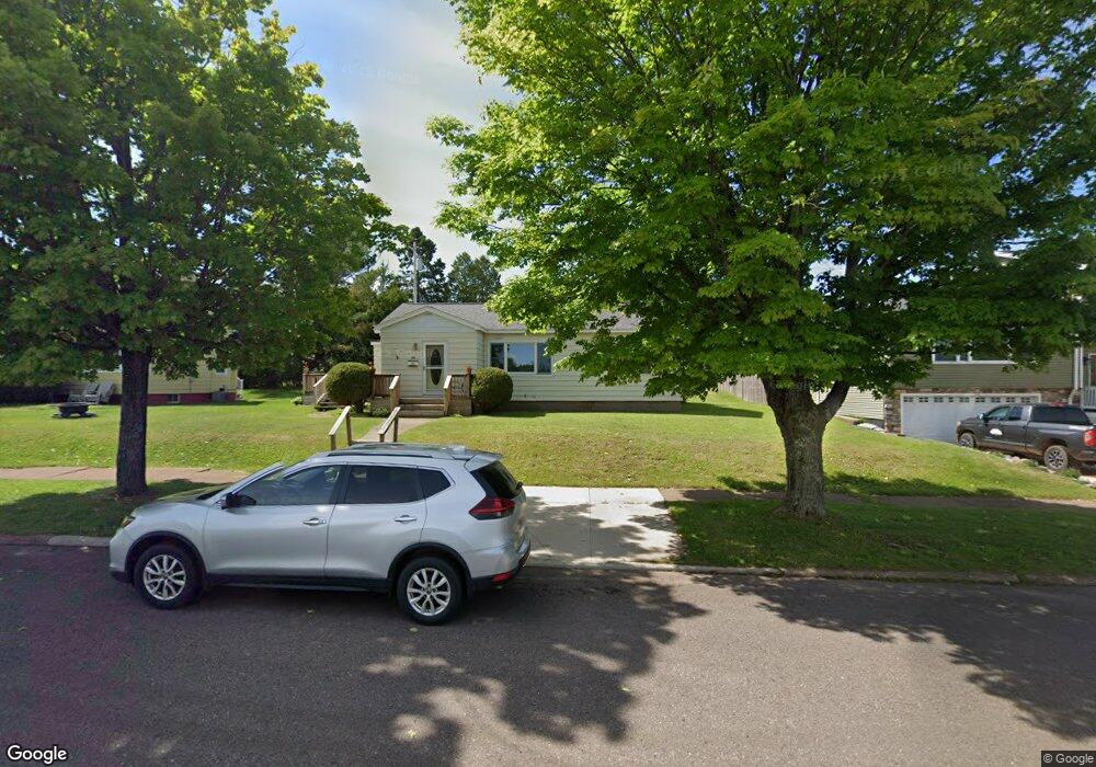 736 Poplar St, Ishpeming, MI 49849 - photo 1