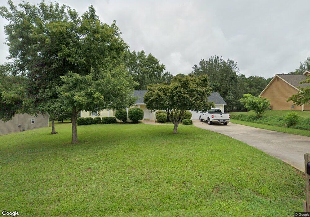 135 Falcon Ridge Dr, Covington, GA 30016 - photo 1