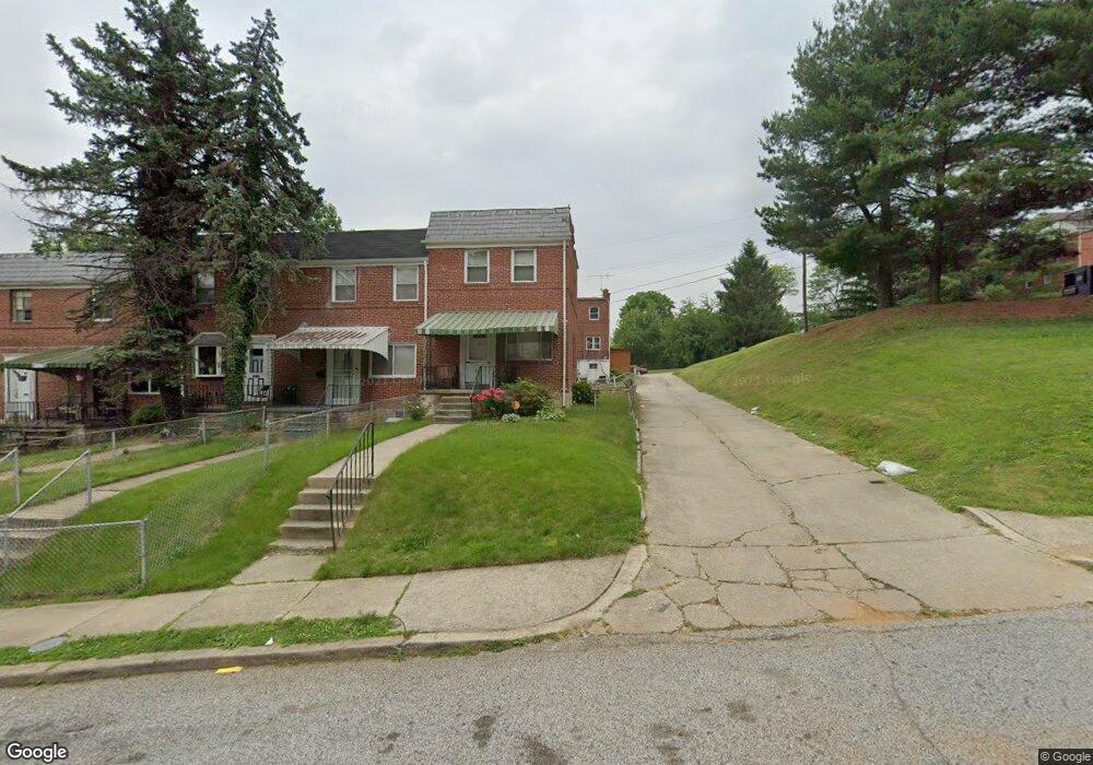 521 Random Rd, Baltimore, MD 21229 - photo 1