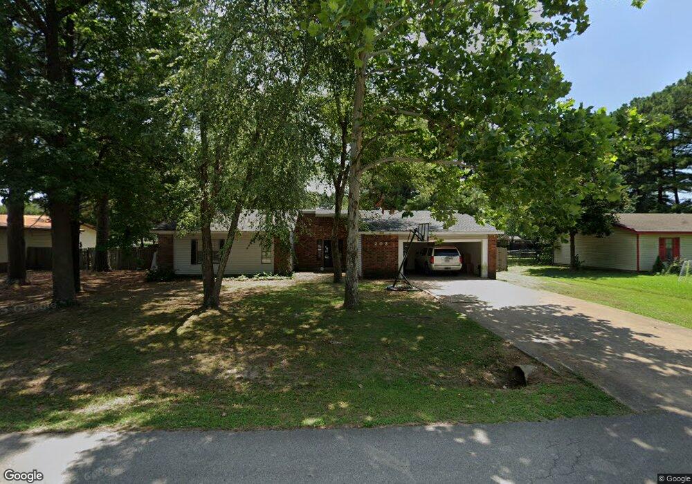 203 Ginger St, Jonesboro, AR 72401 - photo 1