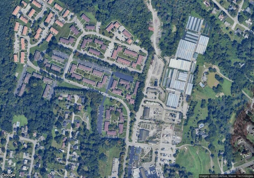 711 Cherry Hill Dr, Poughkeepsie, NY 12603 - photo 1