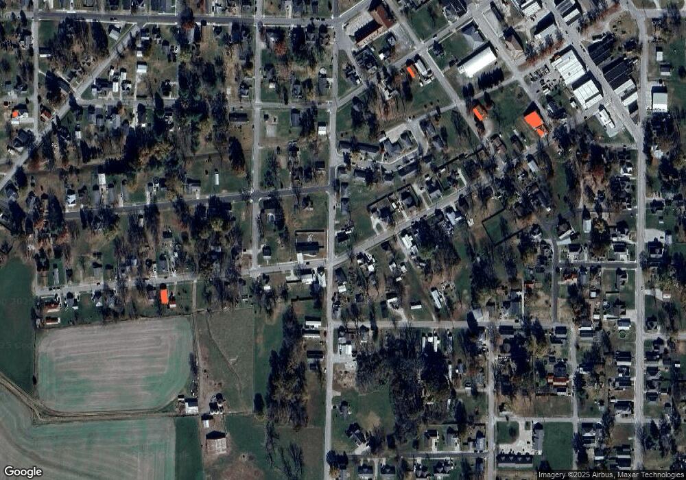 432 Alton St, Bicknell, IN 47512 - photo 1