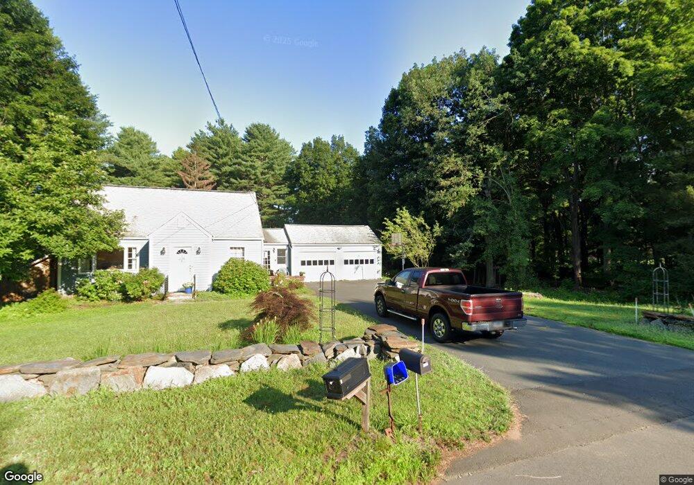 110 E Weatogue St, Simsbury, CT 06070 - photo 1