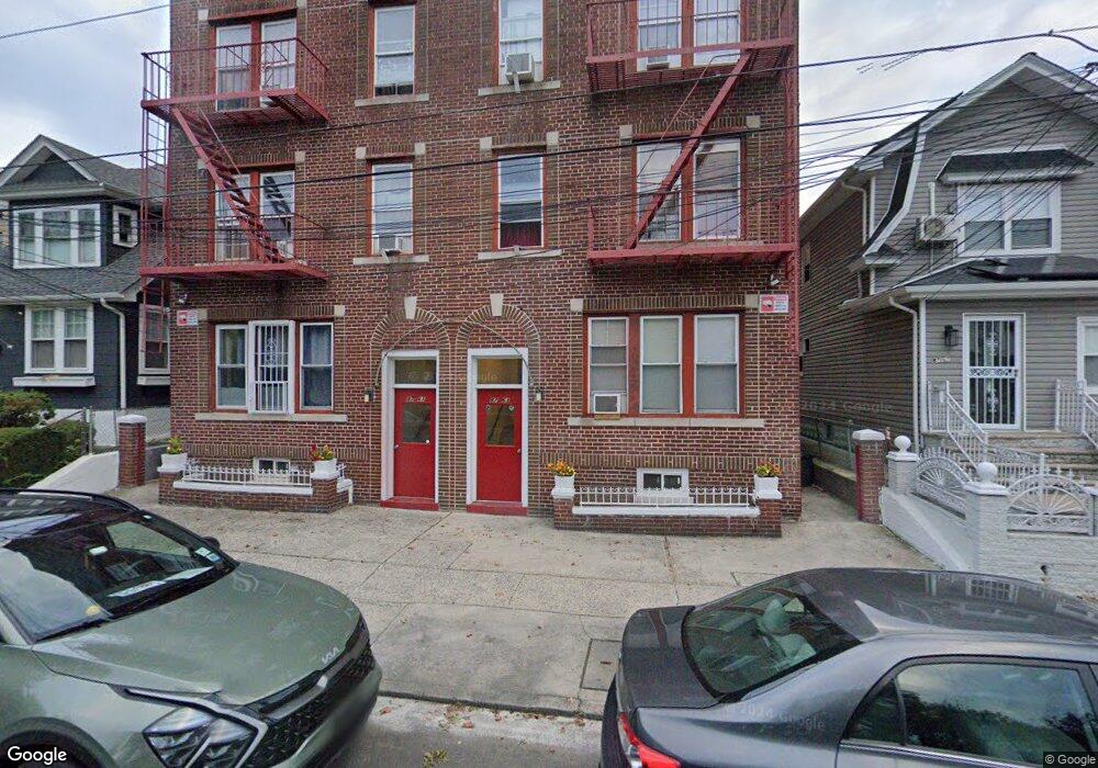 8761 112th St, Jamaica, NY 11418 - photo 1