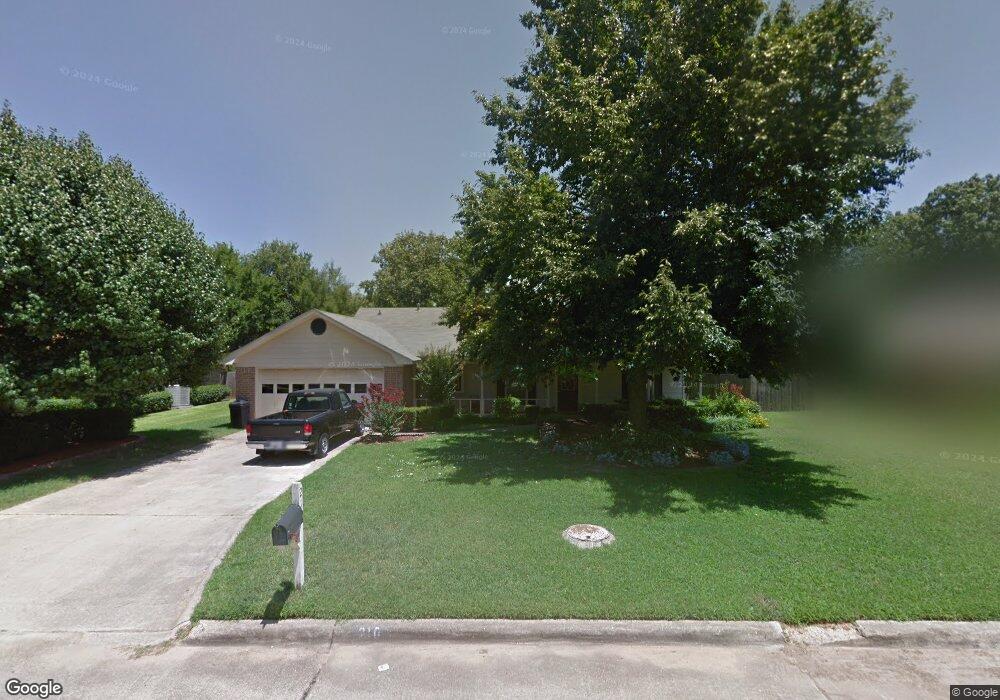 210 Jeffrey Ln, Wake Village, TX 75501 - photo 1