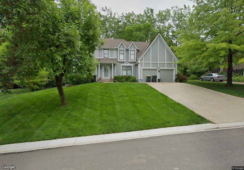 5005 Summit St, Shawnee, KS 66216 - photo 1