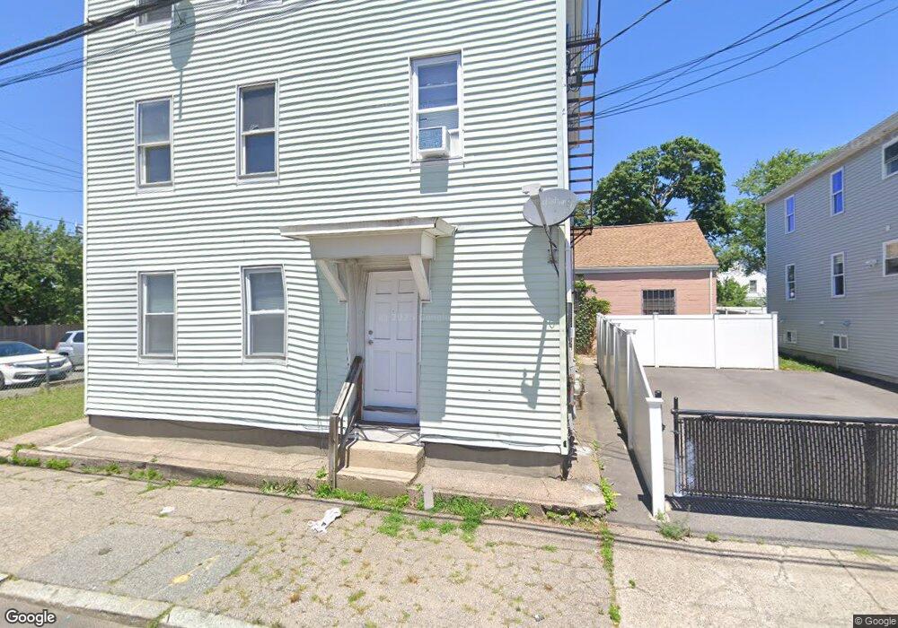 197 Harrison St, Pawtucket, RI 02860 - photo 1