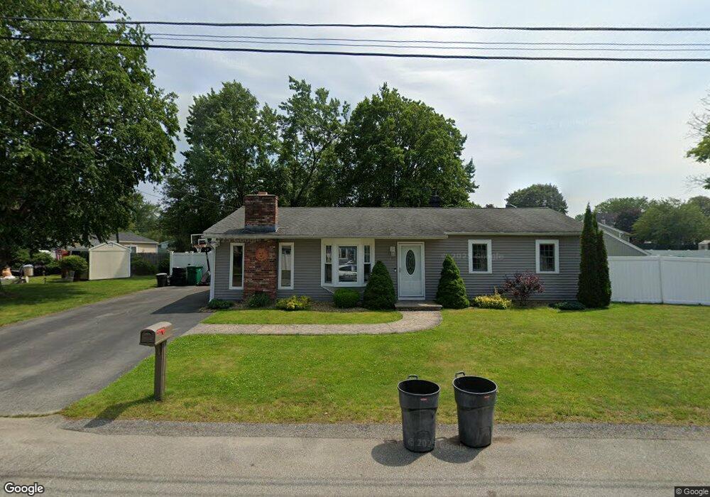 16 Lisa Ln, Lowell, MA 01854 - photo 1