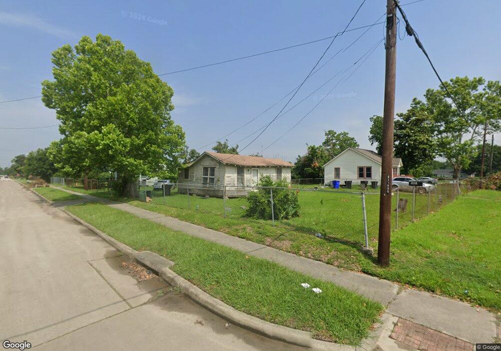 5001 Lavender St, Houston, TX 77026 - photo 1
