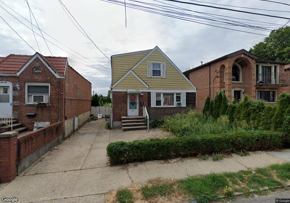 135-18 62nd Ave, Flushing, NY 11367 - photo 1