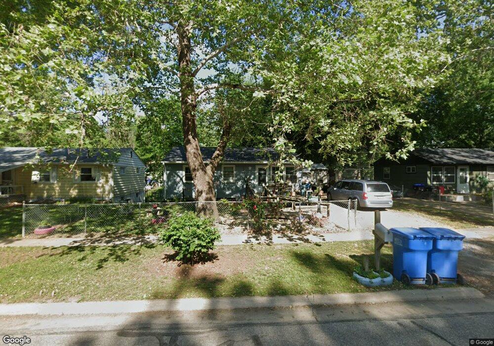 3604 SE Humboldt St, Topeka, KS 66605 - photo 1