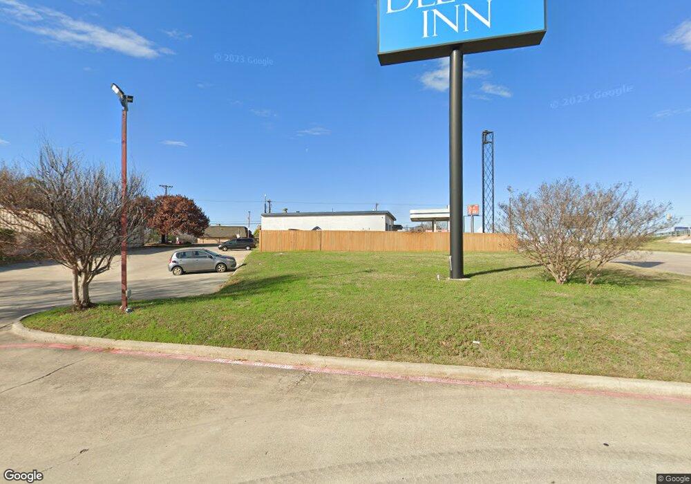 801 N Fm 51, Decatur, TX 76234 - photo 1