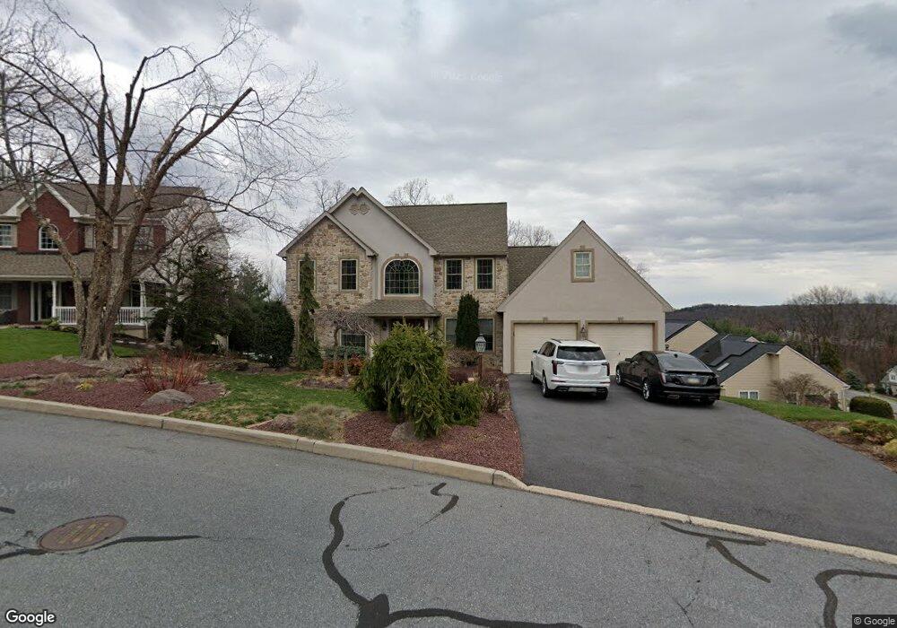 703 Wolfe Ln, Mohnton, PA 19540 - photo 1