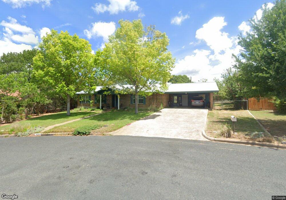 426 Nimitz Cir, Fredericksburg, TX 78624 - photo 1