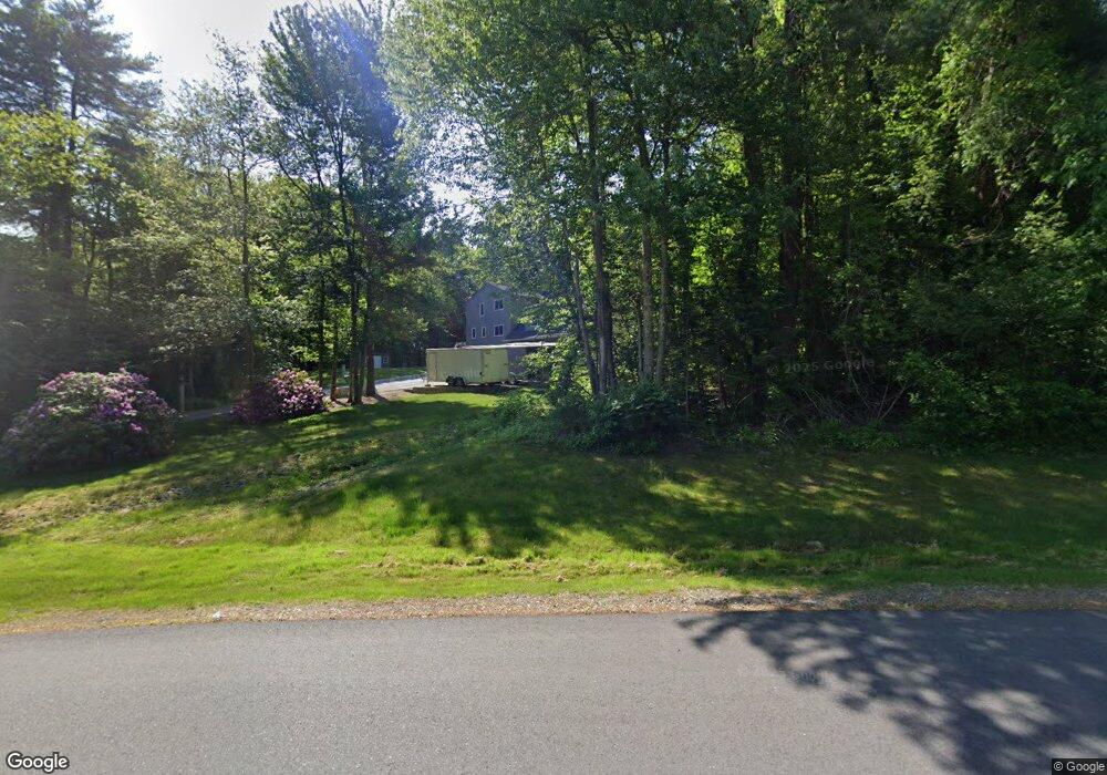 193 Wheel Wright Rd, Hampstead, NH 03841 - photo 1