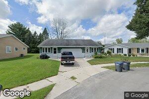 2216 N 37th St, Sheboygan, WI 53083