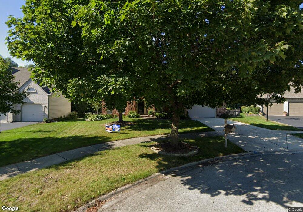 945 Spindletree Ave, Naperville, IL 60565 - photo 1