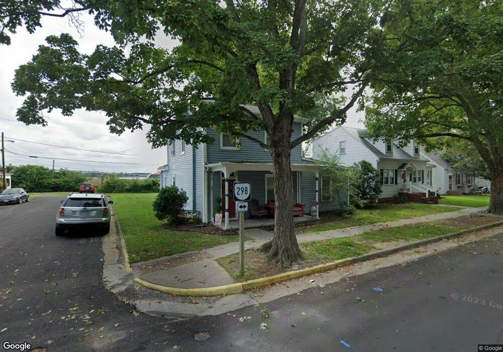 728 Lee St, West Point, VA 23181 - photo 1