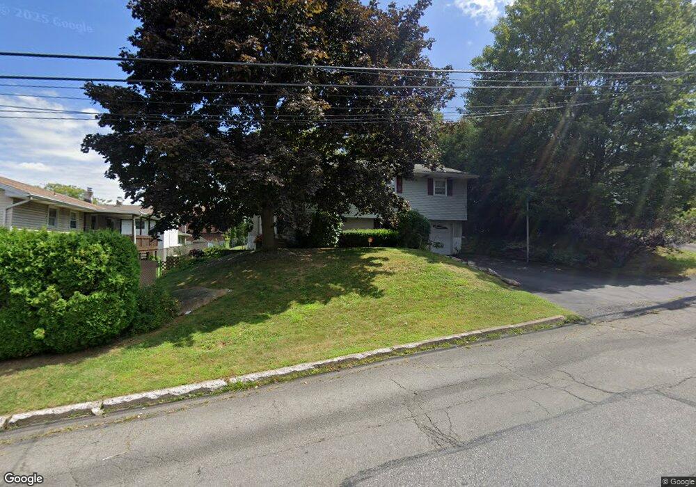 867 Mcnair St, Hazleton, PA 18202 - photo 1