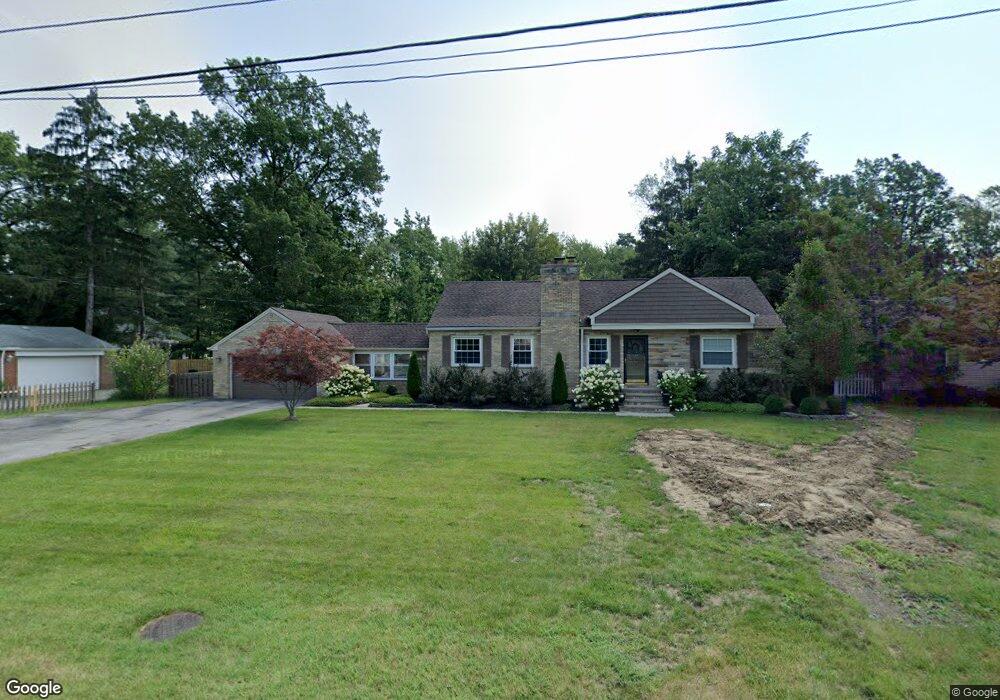 7549 Mapleway Dr, Olmsted Falls, OH 44138 - photo 1