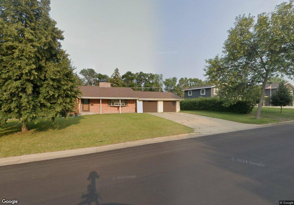 210 15th Ave NE, Jamestown, ND 58401 - photo 1