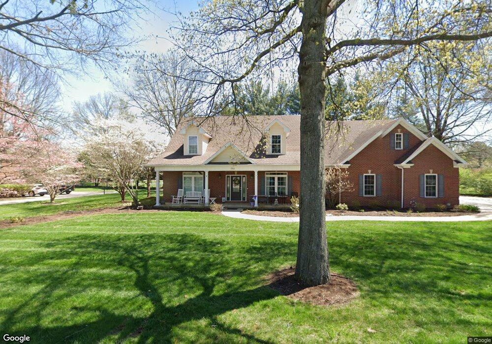 732 Winterhaven Ln, Frankfort, KY 40601 - photo 1