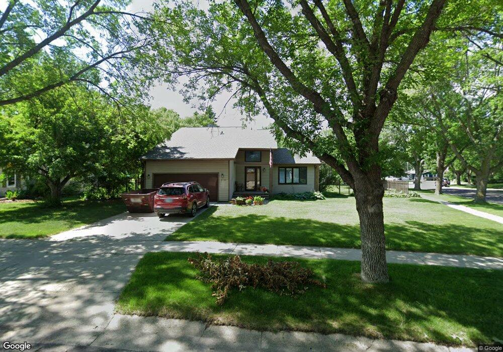 1751 23rd St S, Fargo, ND 58103 - photo 1