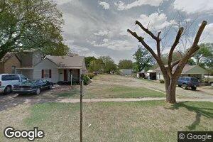 821 4th St, Alva, OK 73717