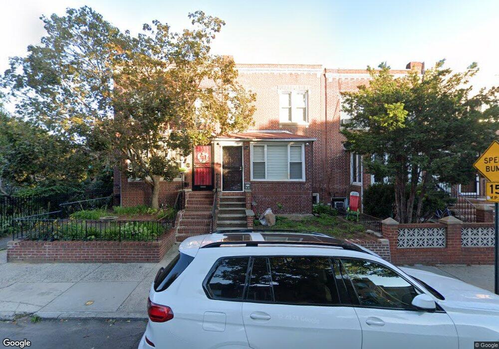 2528 37th St, Astoria, NY 11103 - photo 1