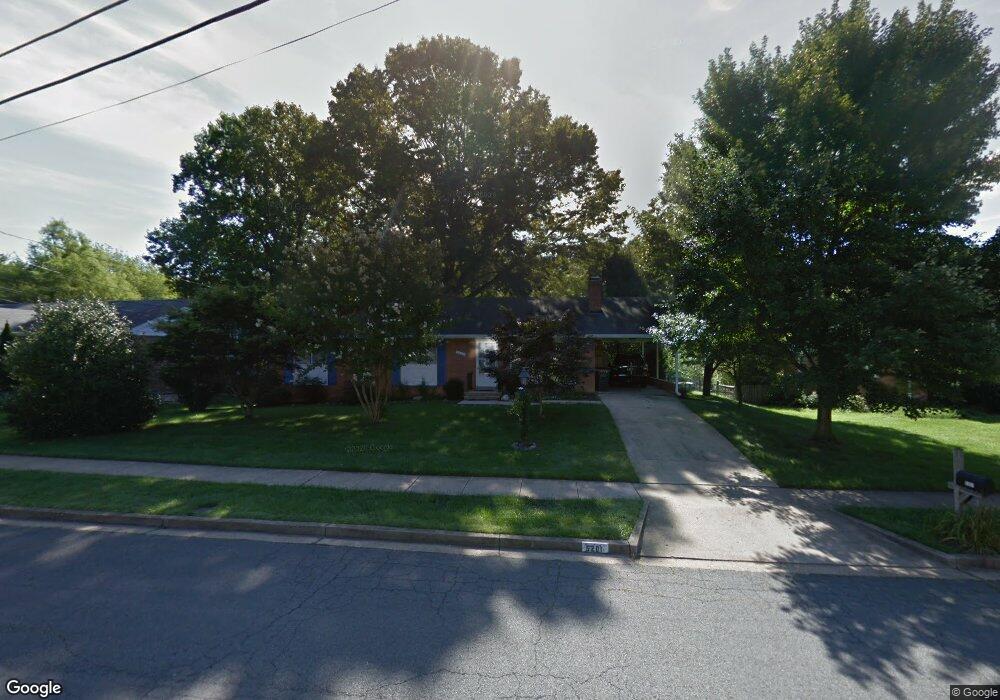 5201 Portsmouth Rd, Fairfax, VA 22032 - photo 1