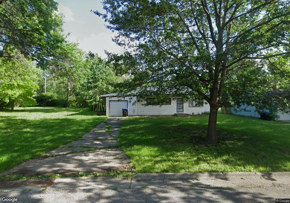 1809 SW Tara Ave, Topeka, KS 66611 - photo 1