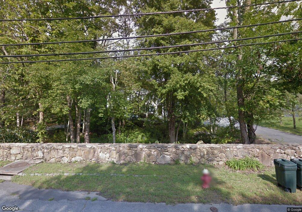 32 Bush St, South Dartmouth, MA 02748 - photo 1